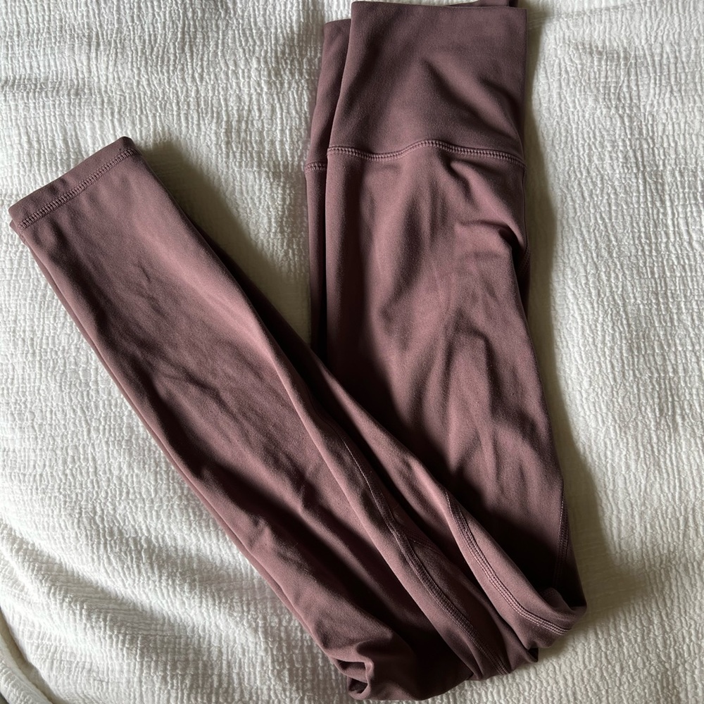 Senita Athletics lilac vinyasas leggings